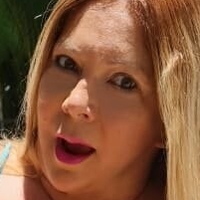 addelita Meztelen