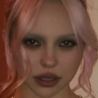 Adela Jergova Meztelen