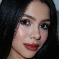 adrianavalentinaa Meztelen