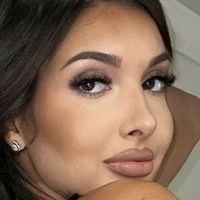 Adriannalinnaa Meztelen