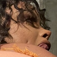 Advoree Meztelen