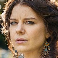 Aimee-Ffion Edwards Meztelen