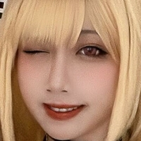 ainnguyen Meztelen