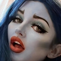 Akiramai Suicide Meztelen