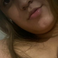 Aleja López Meztelen