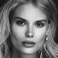 Alena Blohm Meztelen