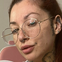 Alerose Suicide Meztelen