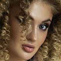 Alesya Selina Meztelen