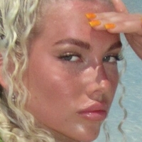 Alexa Tiziani Meztelen