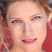Alexia Barlier Meztelen