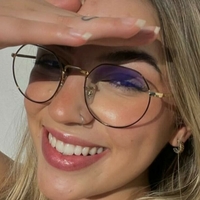 Alice Catarina Meztelen