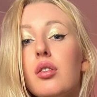 Alice_hotWarm Meztelen