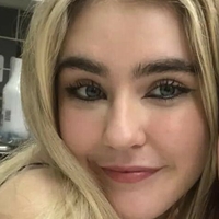 Alice Jackson Meztelen