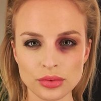Alizee Poulicek Meztelen