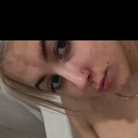 Alliesloan19 Meztelen