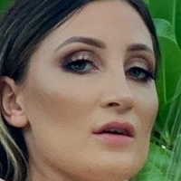 Allison Hopwood Meztelen