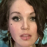 alt_jasmine Meztelen