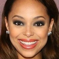 Amber Stevens West Meztelen