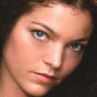 Amy Irving Meztelen