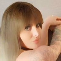 Amyhobuss Meztelen