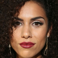 Andrea Sixtos Meztelen