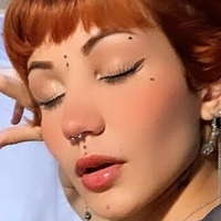 Anetropia Meztelen