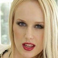 Angel Wicky Meztelen