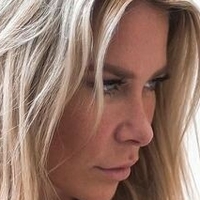 Angela Kutscher Meztelen