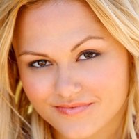 Angelina Armani Meztelen