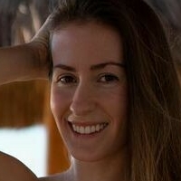 Angiedusak Meztelen