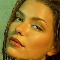 Anita Toth Meztelen