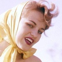 Ann Peters Meztelen