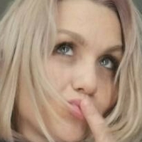 Anna 15855723 Meztelen