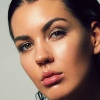 Anna-Lea Mende Meztelen