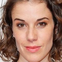 Anne Schäfer Meztelen