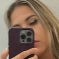 Annika Scott Meztelen