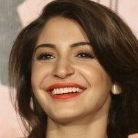 Anushka Sharma Meztelen
