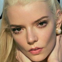 Anya Taylor Meztelen
