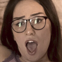 Arden Hart Meztelen
