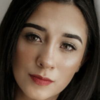 Ariadna Lorenzana Meztelen