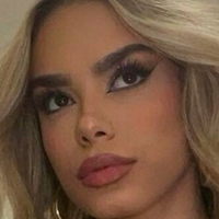 Arianamovati Meztelen