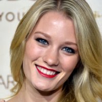 Ashley Hinshaw Meztelen