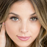 Ashlynn Thurber Meztelen
