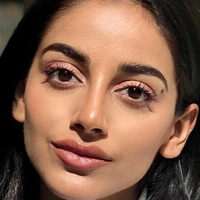 Banita Sandhu Meztelen