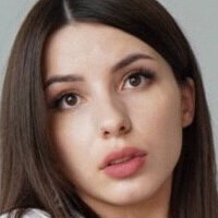 Bee.elina Meztelen