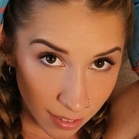 Bella Jade Meztelen