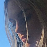Bellashhh Meztelen