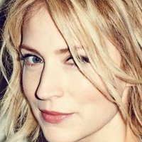 Beth Riesgraf Meztelen