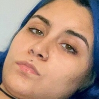 blubrat Meztelen