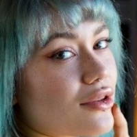 Bluenicorn Meztelen